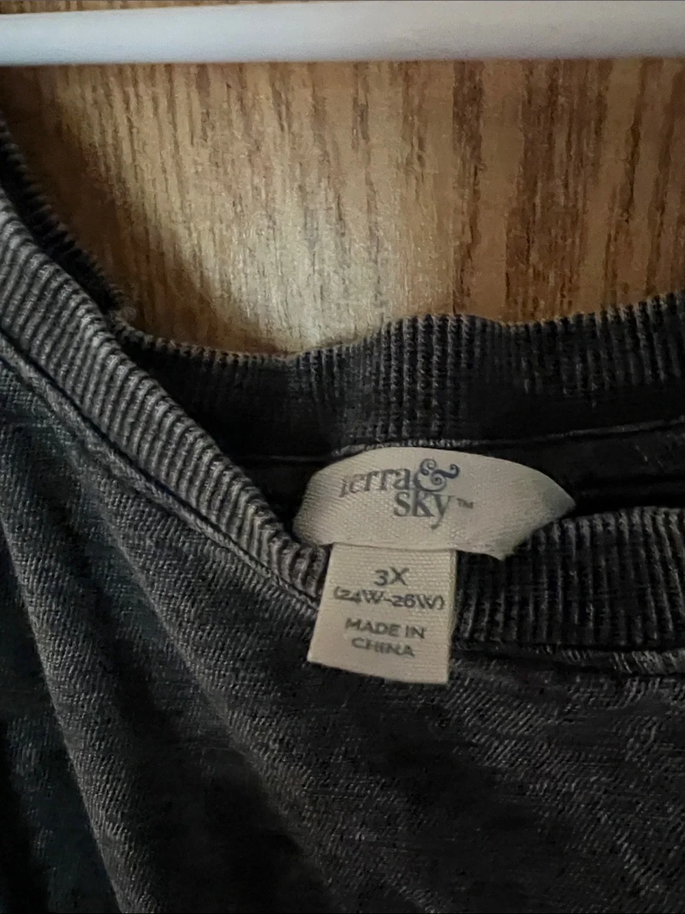 Terra & Sky acid washed Black Short-Sleeve Relaxed Top - Picture 2 of 4